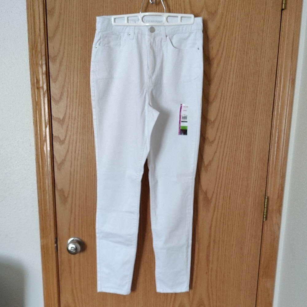 White Skinny Jeans
